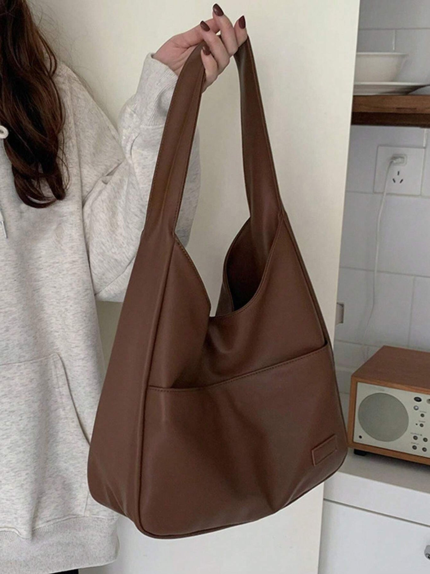 Helena | Sleek Structured Shoulder Bag