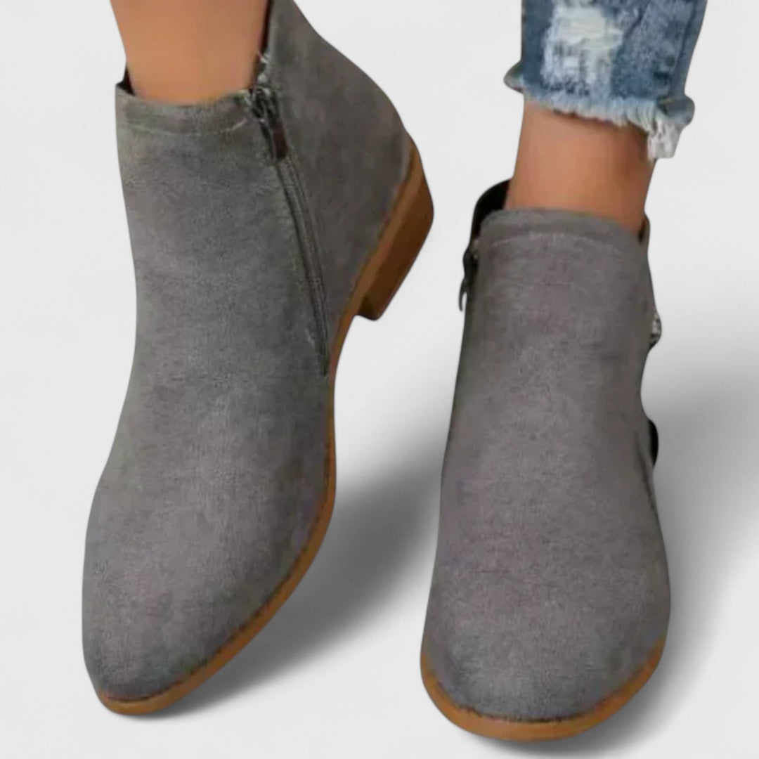 Karen - Sophisticated Boots