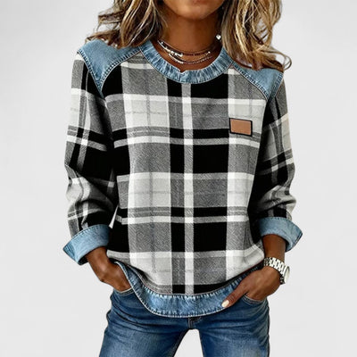 Grace - Fashionable Sweater