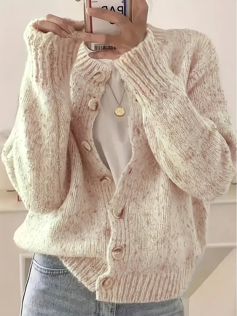 Livia – Elegant Cardigan