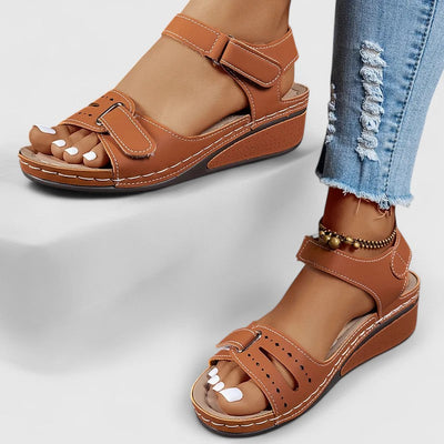 Annet - Sleek Orthopedic Sandals