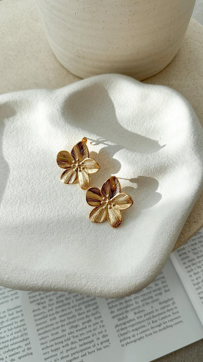 Lexi | Gold Plated Flower Earrings